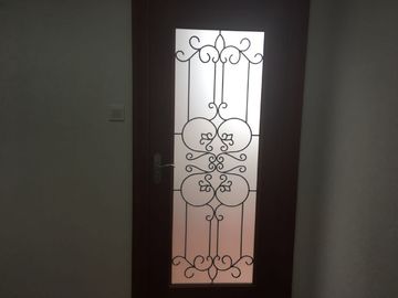 卵形の鉄のガラス出入口、ガラスが付いている防腐性の錬鉄のドア